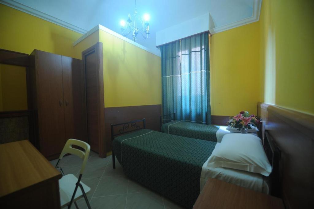 Friends Hotel